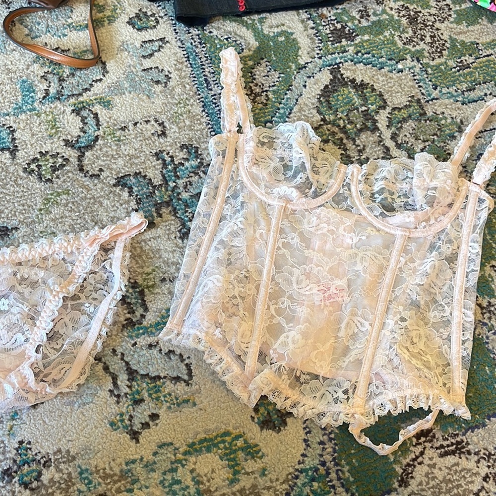 Lady Marlene lingerie set